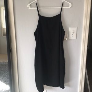 Black Sleeveless Shift Dress